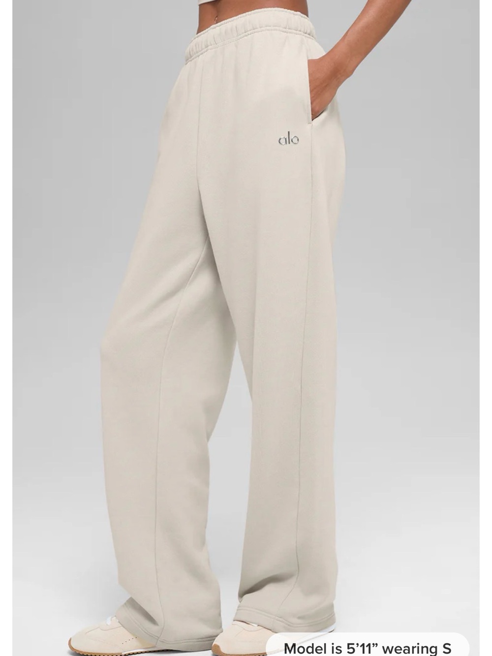 Alo Yoga Straight Leg Accolade Pants in Bone